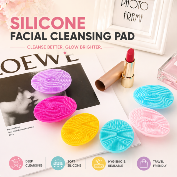 Portable Mini Facial Cleaning Mat Pad Scrubber Silicone Face Cleansing Brush.